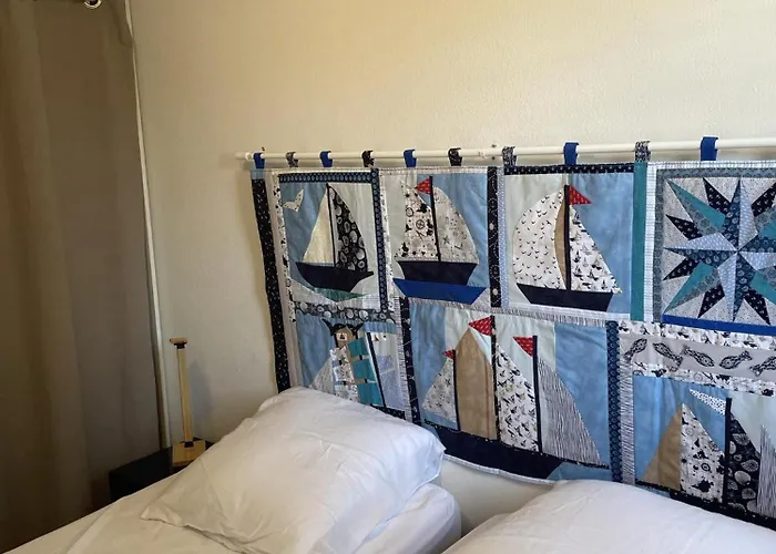 Hébergement de vacances St Cyprien Superbe Maison Avec Piscine *